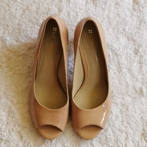 Open Toe Pump, Size 7.5, Light Pink/Cream